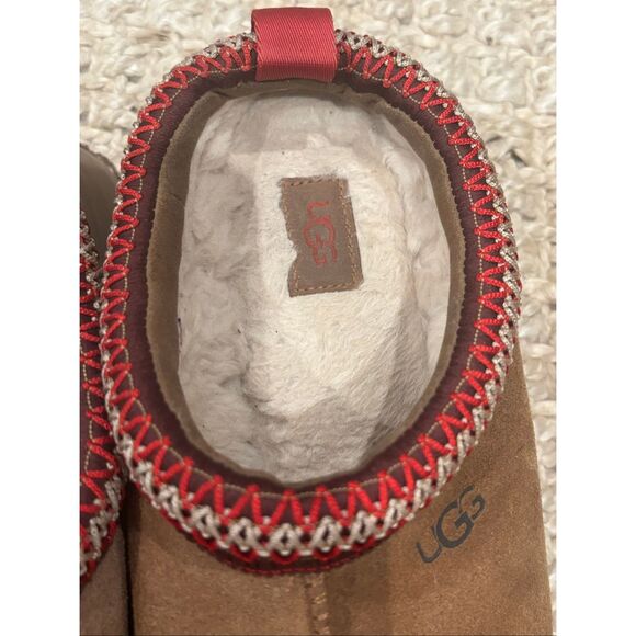 EUC Ugg Tazz II platform Women’s 7, $150 - Picture 5 of 8